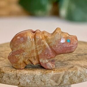 Native American Zuni Bear Fetish Bead Hand Carved Sprit Animal Turquoise Eyes .8